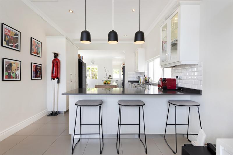 3 Bedroom Property for Sale in Claremont Upper Western Cape